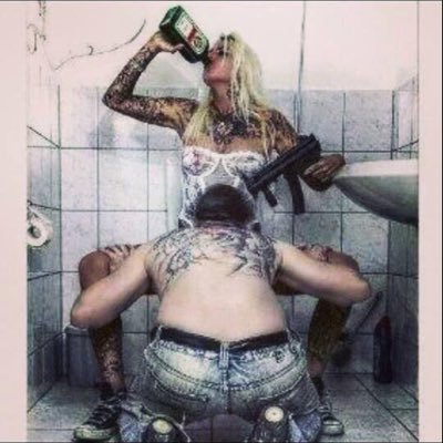 siempreenjaleos's profile picture. Vine aqui porque me dijeron que no había suficientes guarras.....creo que me engañaron