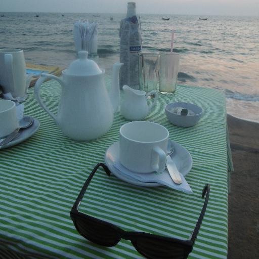 Sea and book lover.