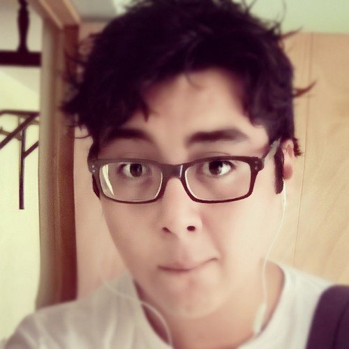 foxojeda54's profile picture. Adoro la música tanto como respirar, pero en mi corazón solo una musa siempre estará... (no soy poeta)😅 pero me gusta la poesía 😁 #letsmakenoisequietly 🌷