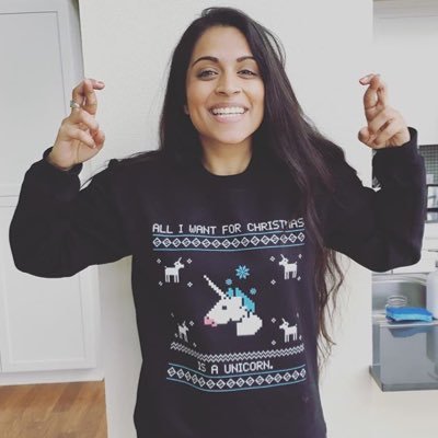 LollysPopcorn's profile picture. just your average fangirl obsessed with a wonderful human named Lilly Singh (and her piece of hair named Lolly) #TeamSuper #GirlLove