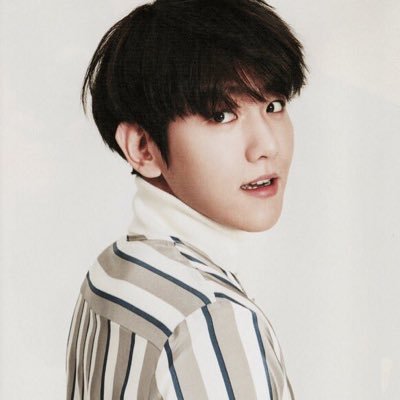 baekhyun_dadbot's profile picture. 에리야, 뭐 사줄까 까까? 그럼 뽀뽀