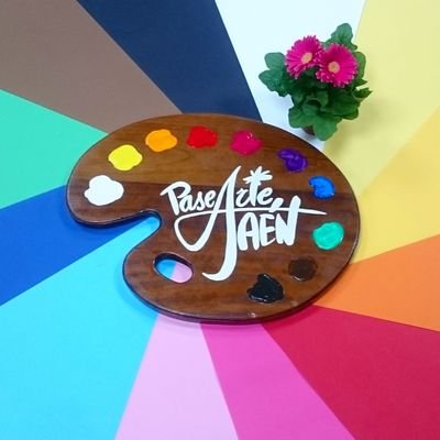 Arte y creatividad en el corazón de Jaén. Un lugar donde dar rienda suelta a tu imaginación. clases de Costura, Dibujo, Pintura y más...