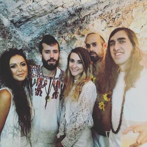 Hello Crystals! ❤️ This is the official @crystalfighters fan club. Peace and love for you all. ✌️✌️✌️