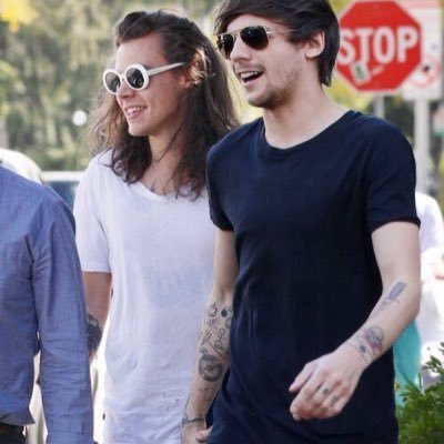 larrie is real.