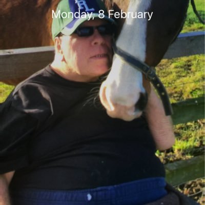 Noel was born of the Sun, Seas & the Stars. He loves all forms of life human & animals, flora & fauna. Light of day & night is my delight. Food & drinks,music.