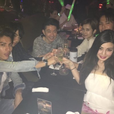 vanquish0822's profile picture. 🐝bee hive🐝organizer 【奇数月第4土曜日開催】 🐝flashy all mix party🐝 DJ.singer.rapper.dancer follow me 🎊event出演🎊されたい方は📩DMにて承ります😋 DJデビューしたい方大歓迎 😋