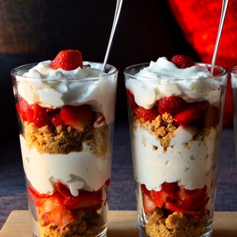 _DessertRecipes's profile picture. Your favorite desserts, cakes and puddings - https://t.co/dWiOXgq9C1