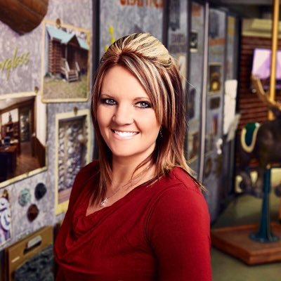 iFollower of Christ. An agvocate. Love my family, friends, #horses #dairy cows. Passionate for #agriculture. #Cardinals fan. Love to #blog and write. #country
