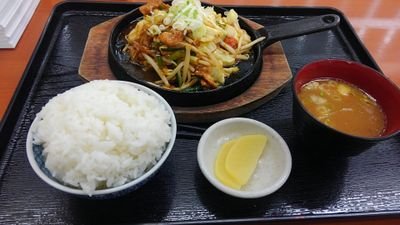 釣り好きおじさん。こっちは政治や生活用アカ