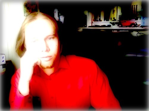 SEO specialist now working for http://t.co/vMf294fh84; http://t.co/zkEfUa4b01 & @daveattrigpoint will live on as an outlet for my SEO thoughts and comments
