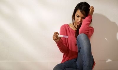 Empeñados en crear conciencia entre los adolescentes de los riesgos de tener relaciones sexuales sin protección.