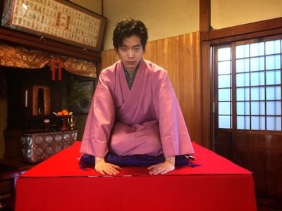 とある大学の落語研究会にいました、よろしくお願いいたします。