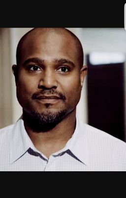 Amelie76995142's profile picture. Je suis le vétérinaire officiel de la meute de Scott mais à l'occasion j'aide les méchants parce que j'ai peur de me faire tuer.