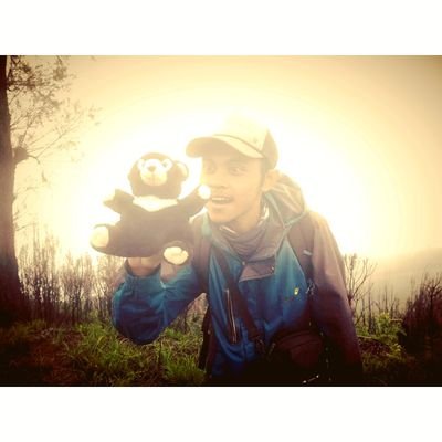 ElvansO's profile picture. Aku & Tuhan | Bingkaigambar adalah rekaman hidup | world is your's