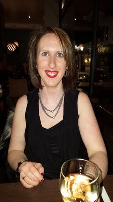 itsmelwbu's profile picture. 