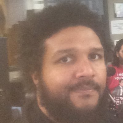 FearonBurgundy's profile picture. 