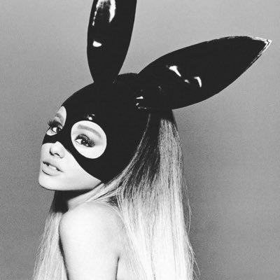 Get all the updates about Ariana Grande here! This is the unofficial account of Ariana Grande. For business contact at: Cambiarnews@gmail.com