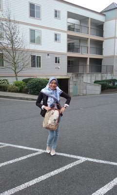 A student at Whatcom Community College,hospitality and tourism management,love read,art.