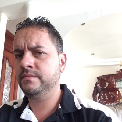 LomeliDocma's profile picture. 