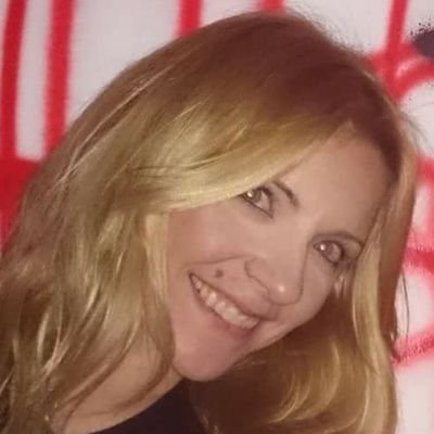 nricoaragon's profile picture. Much more than "la de recursos humanos"