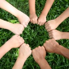Organización sin fines de lucro dedicada a realizar labores sociales y humanitarias, a fin de contribuir con desarrollo integral de la gente.