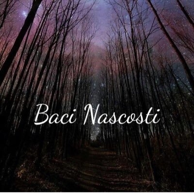 CIAO! HO INIZIATO A SCRIVERE 'BACI NASCOSTI' SU WATTPAD, MI FAREBBE DAVVERO PIACERE SE CI PASSASSI A DARE UN'OCCHIATA! ↙️