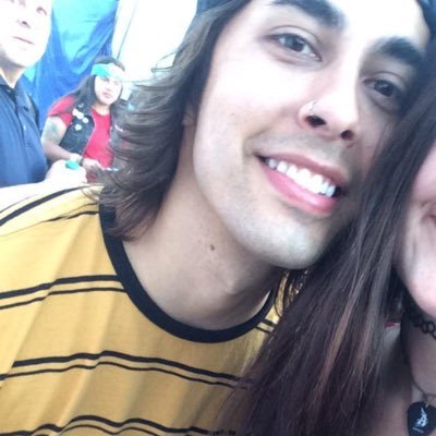 appreciation account for vic's gorgeous smile!! ❤️