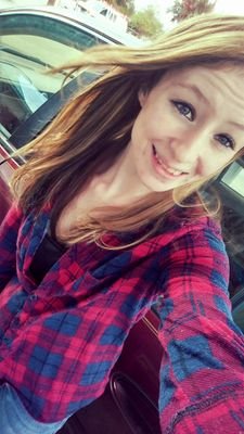sarahhmariee18's profile picture. 
