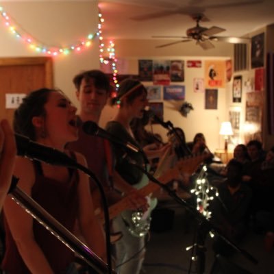 _girlbandit's profile picture. you're a lentil now!