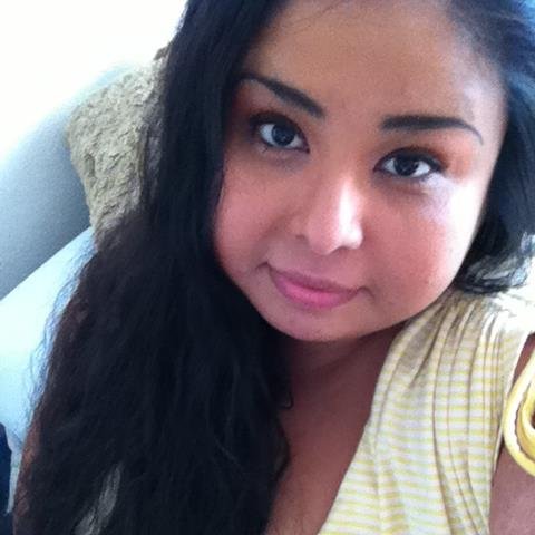 AngelC5ive's profile picture. Native Child who loves doing hairstyles, loves animals and loves the rain~