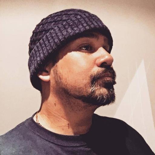 danilogutierrez's profile picture. What is that, velvet?