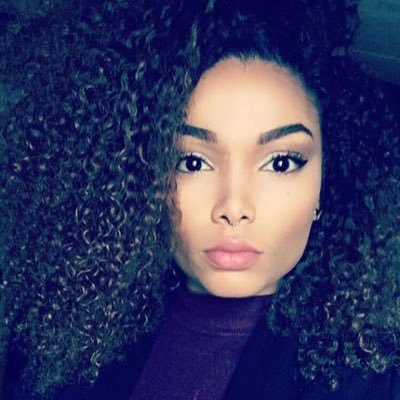 ShannaLewinski's profile picture. Apprend à me connaître, regarde là où je suis, car je suis là où il faut être. #TeamMartinique #TeamGuadeloupe #TeamBasketBall