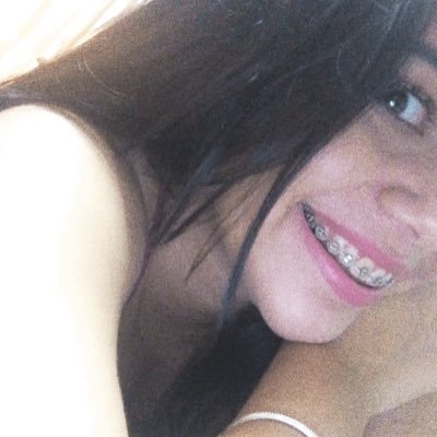 __enashiely's profile picture. 