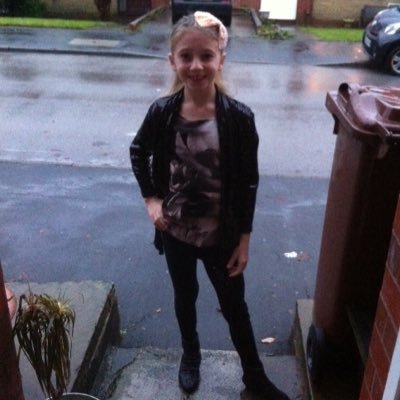 MyaWmodel's profile picture. 