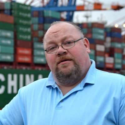 JensBoenigk's profile picture. Angestellter mit Hang zu taktischem Gear und praktischen Sachen.