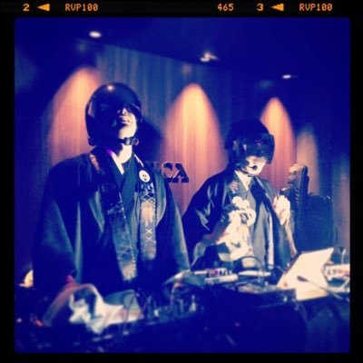 お経ダブユニットTariki Echo、RANKIN TAXI WITH RAGGASOULBAND いとうせいこう is the poet ファミリーダブバンドdubadha、overall7などで鍵盤を弾き作曲アレンジ読経、RAPなどいろいろやってます。龍教寺住職