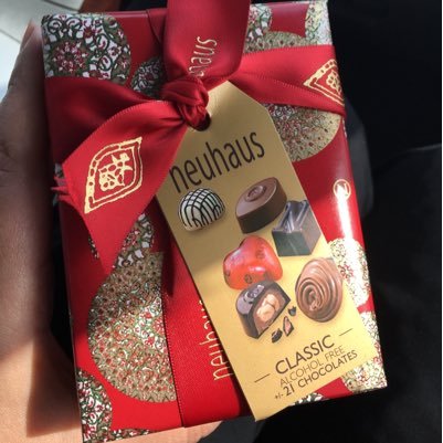 9BKuFUmsYilsxHH's profile picture. 