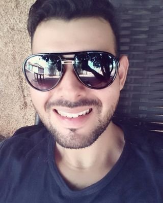 LuanJackson's profile picture. Eles dizem que é impossível encontrar o amor sem perder a razão Mas pra quem tem pensamento forte o impossível é só questão de opinião