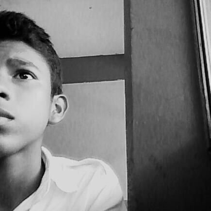 hames_luna's profile picture. cuando te vallas a rendir frente alo puesto ,  piensa que eres un gran luchador , y lo dicho no existe!!