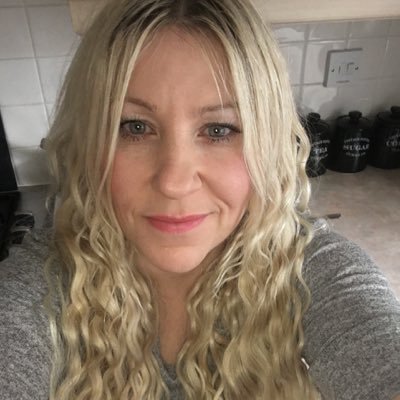 claireb8215's profile picture. 