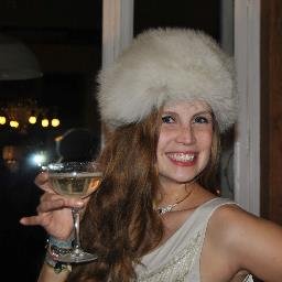 Caproline's profile picture. 