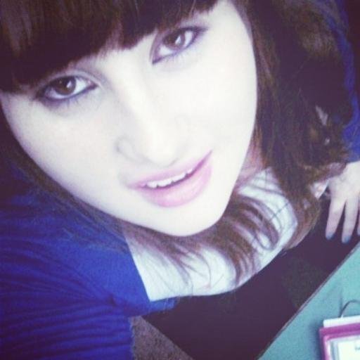 beacalderini's profile picture. No pretendo ser como alguien ni ser alguien solo quiero ser yo alegre y divertida como lo soy❤