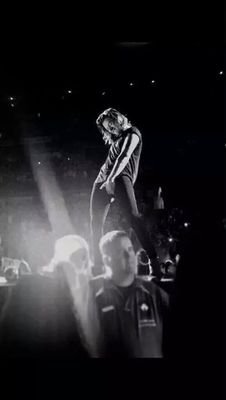 you only win if you don't give up ∞10714 310318 180518
Fan account 💜 Queen