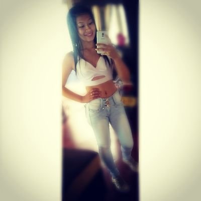 Instagram: 1valen_tina3                          Snapchat: valeen04