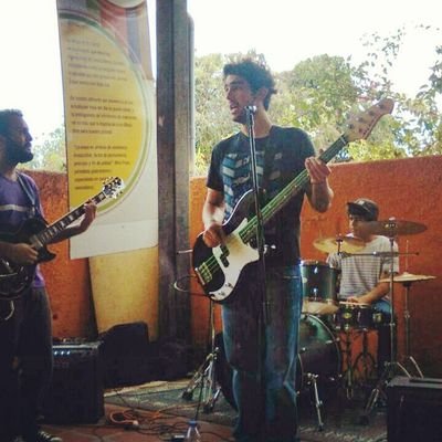 Banda caraqueña chévere de música chévere / Contáctanos: 3segmusic@gmail.com / Aquí nuestras canciones ↓↓↓