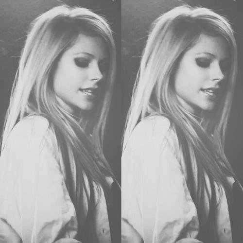 shawnmebdes's profile picture. Girls like girls like boys do, nothing new