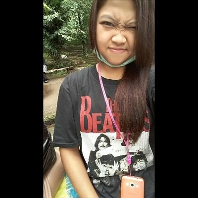 follow \m/