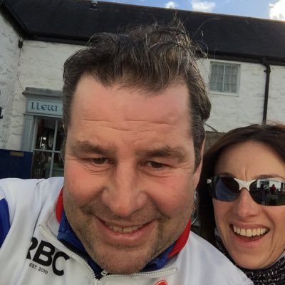 peacock_giles's profile picture. 