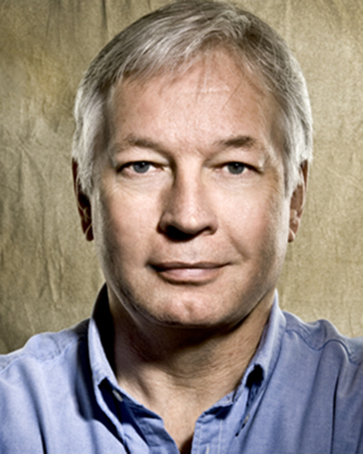 HenryFeather's profile picture. professional commercial portrait photographer, father,