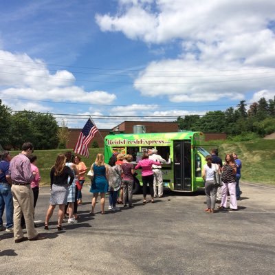 Serving fresh sandwiches, salads, soups & sides. Using the freshest ingredients, we serve the hungry folks of da' burgh. Pittsburgh's only Food Bus! Get Fresh